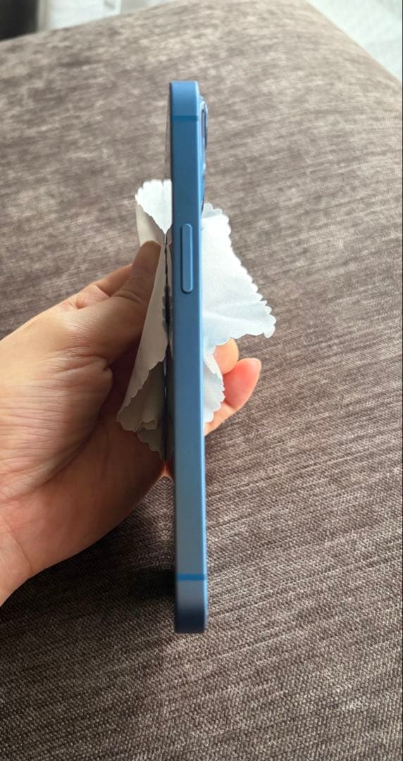 【美品】iPhone13 ブルー 本体 Apple