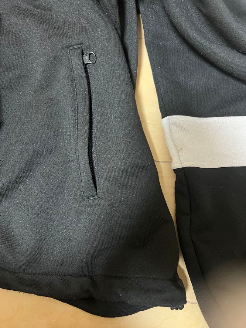 MAHF 前開きスタジャン風 ロゴ刺繍 グラトリ マーフ ユニセックス