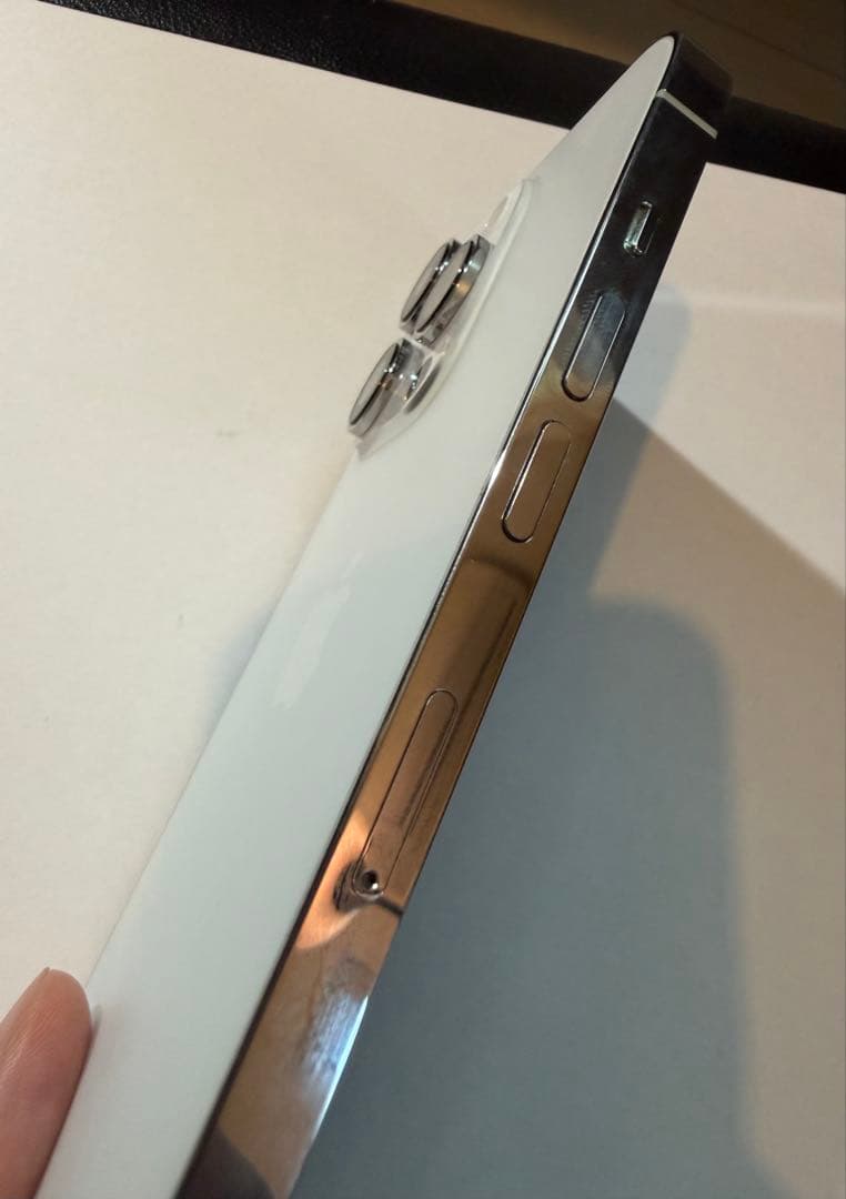 Apple iPhone 14 Pro本体 シルバー 128GB