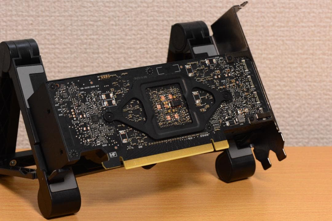 グラフィックボード・グラボ・ビデオカード Nvidia RTX A2000 6GB