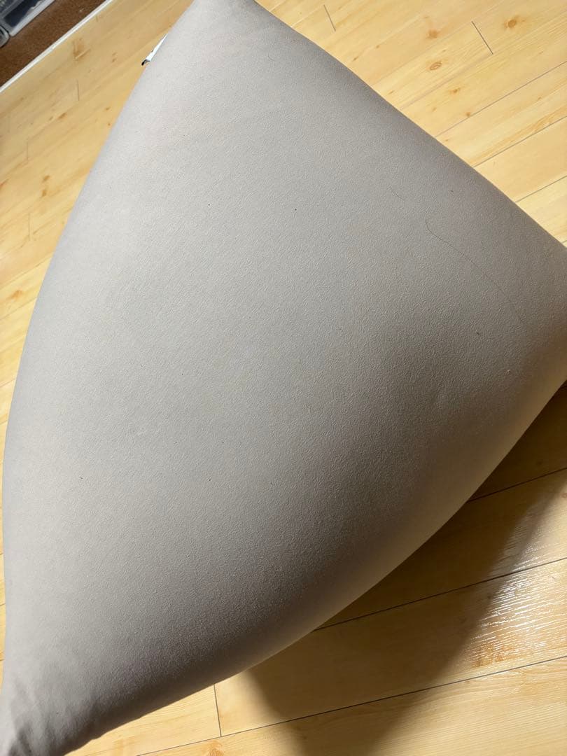 【美品】Yogibo ヨギボー ピラミッドライトグレー(グレージュ)