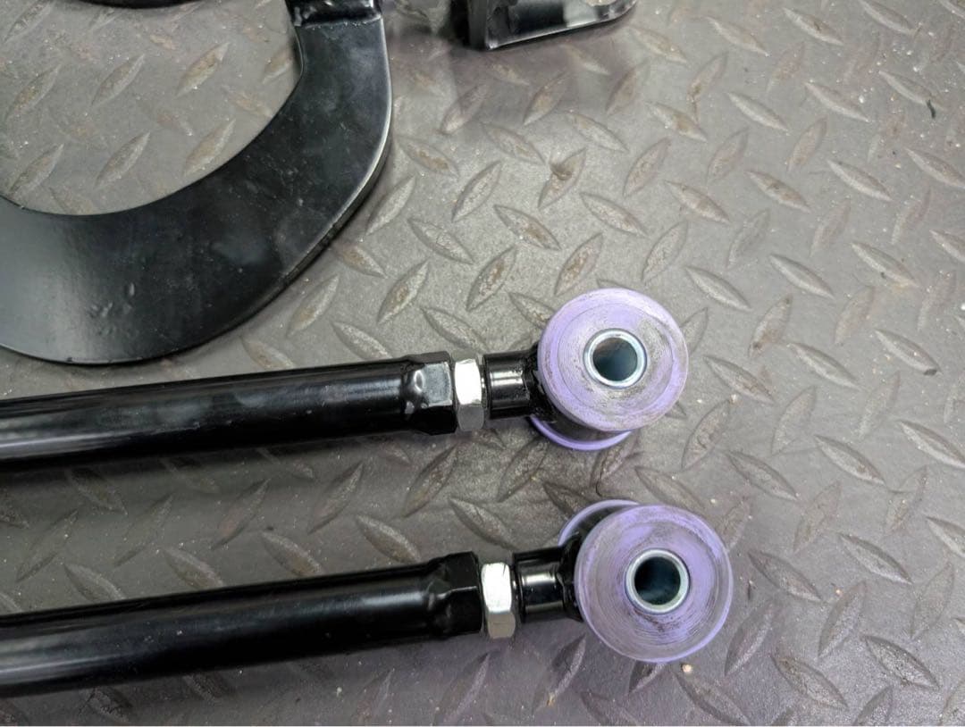 美品 50プリウス スペジールアッパーアーム トーコン