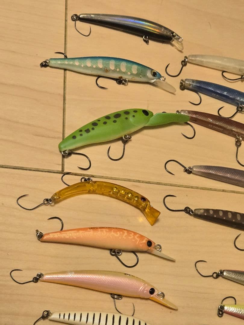 エリアトラウト ミノーセット　ミノーイング　ハンクル　ブラスイット　パニッシュ