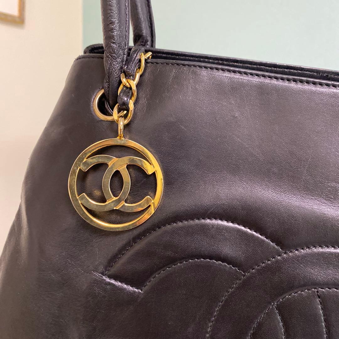 614 特別価格今日だけ　CHANEL シャネル　ブラック　ラムスキンデカココ