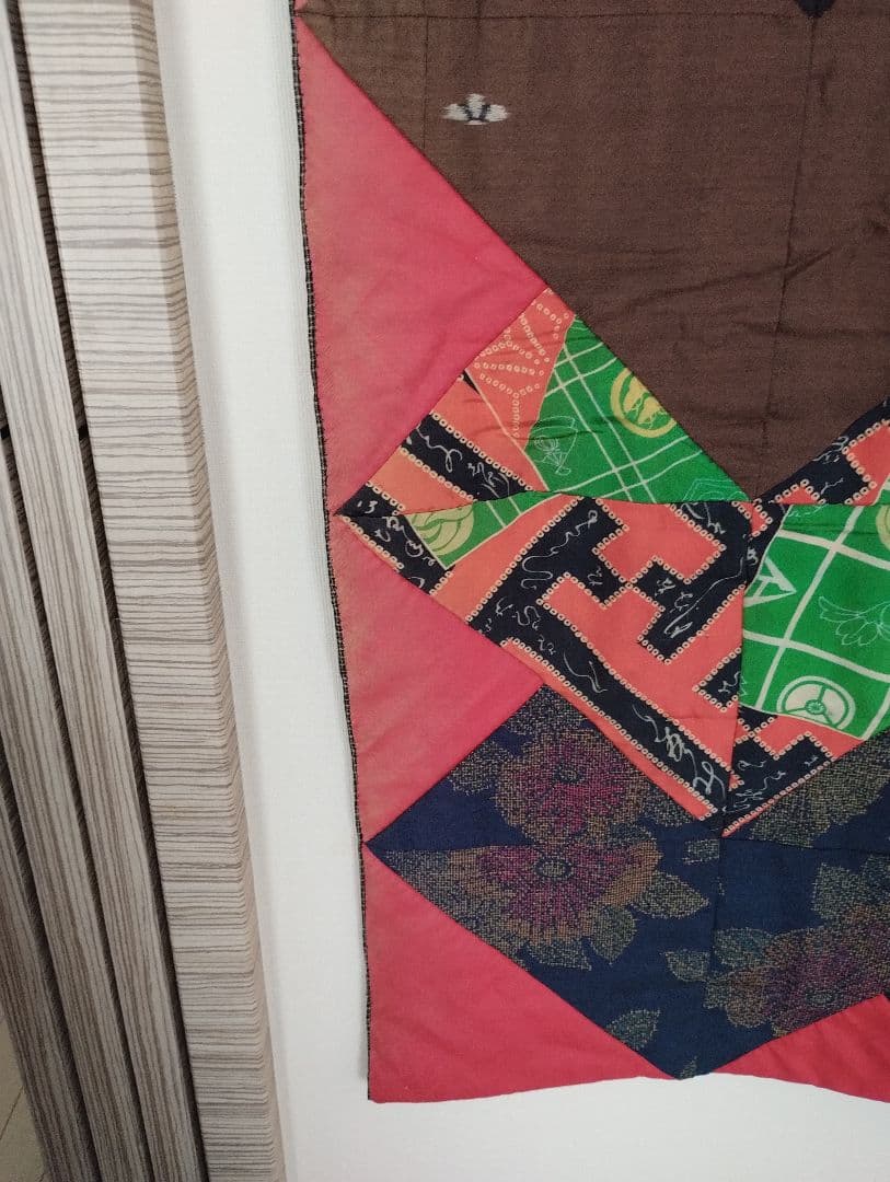 パッチワーク　タペストリー　大島紬　シルク　着物