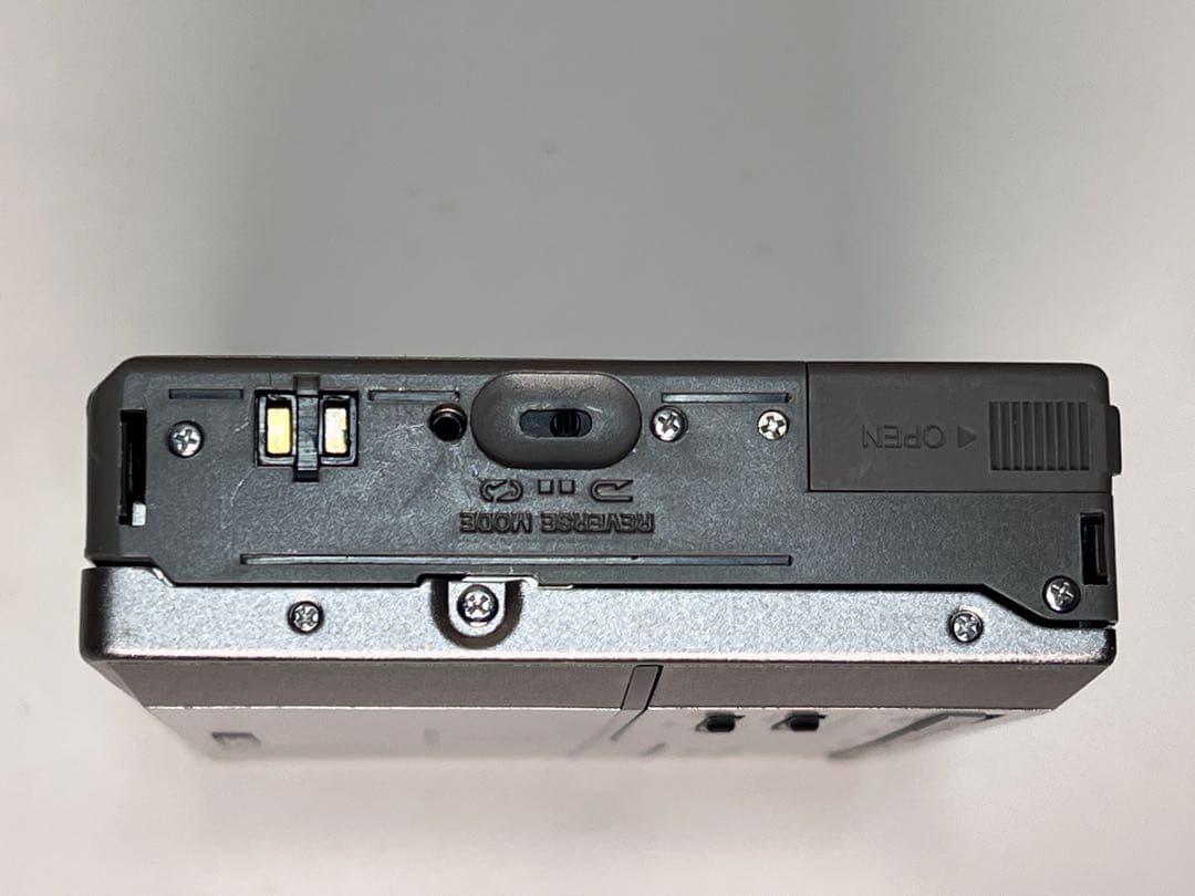 AIWA【HS-PX30】ポータブルカセットプレーヤージャンク