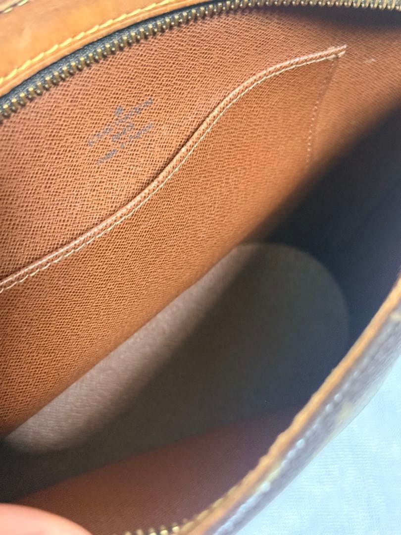 ルイ・ヴィトン LOUIS VUITTON ショルダーバッグ