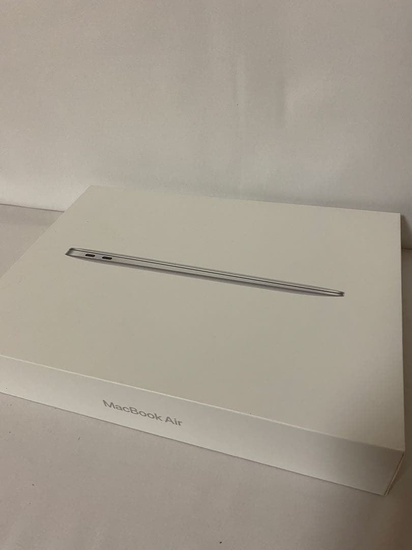 Apple MacBook Air(2020)13インチ シルバー 本体