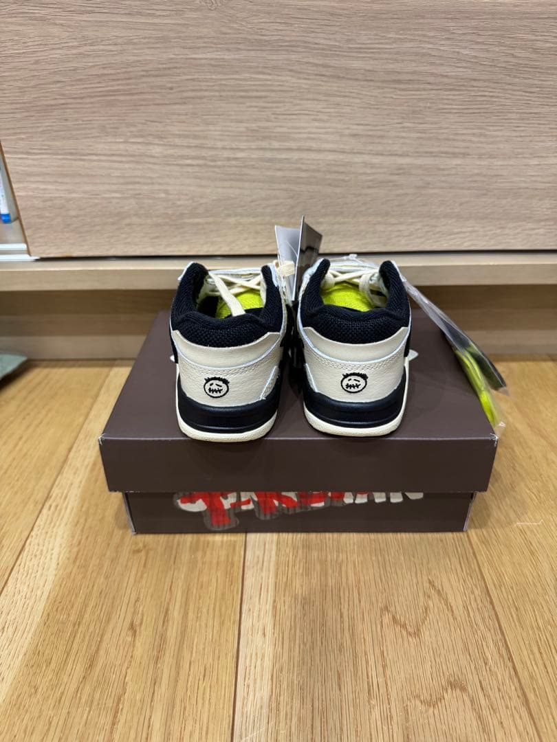 Travis Scott × Nike TD \"Bright Cactus\"