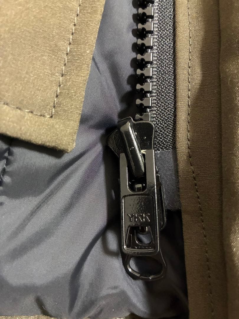 【美品】  ジャスパーパーカ　XSカーキ