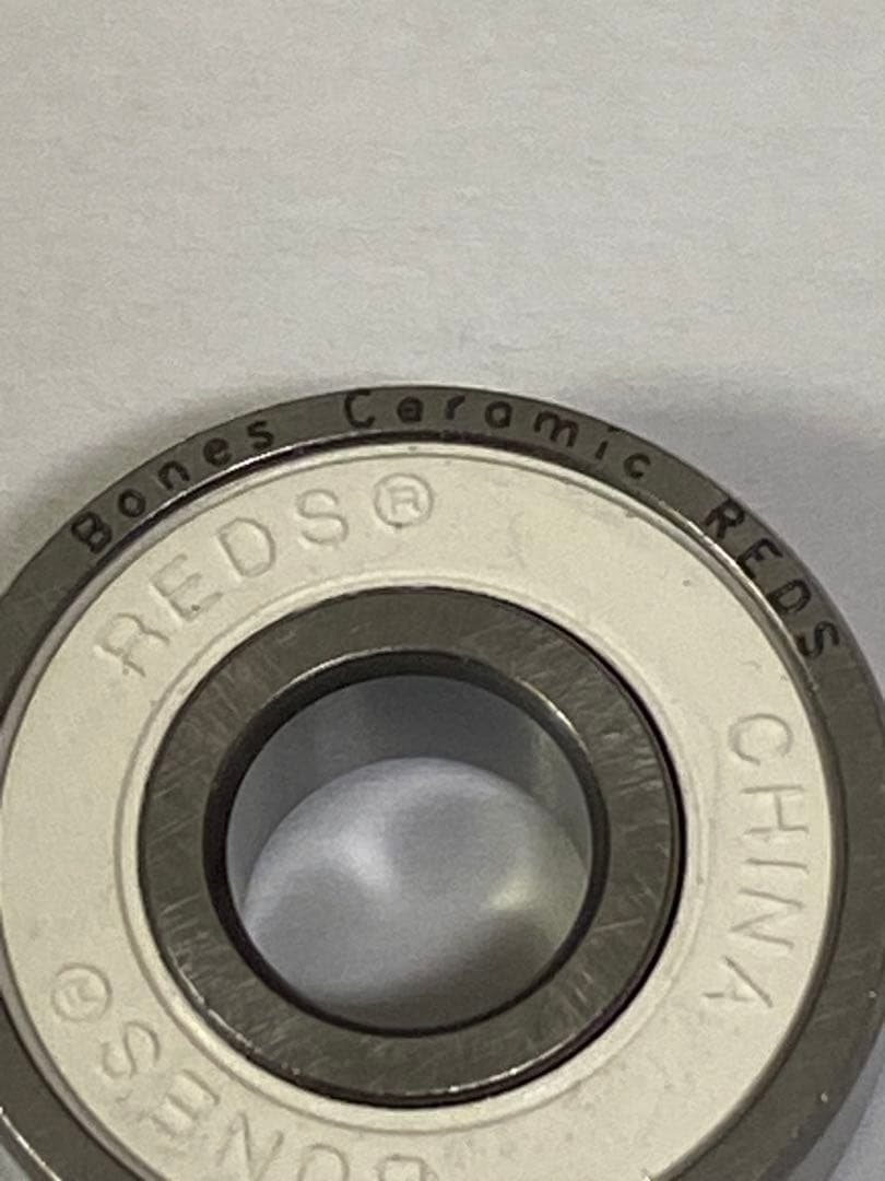 Bones Ceramicベアリング Abec9相当 宅急便コンパクト発送