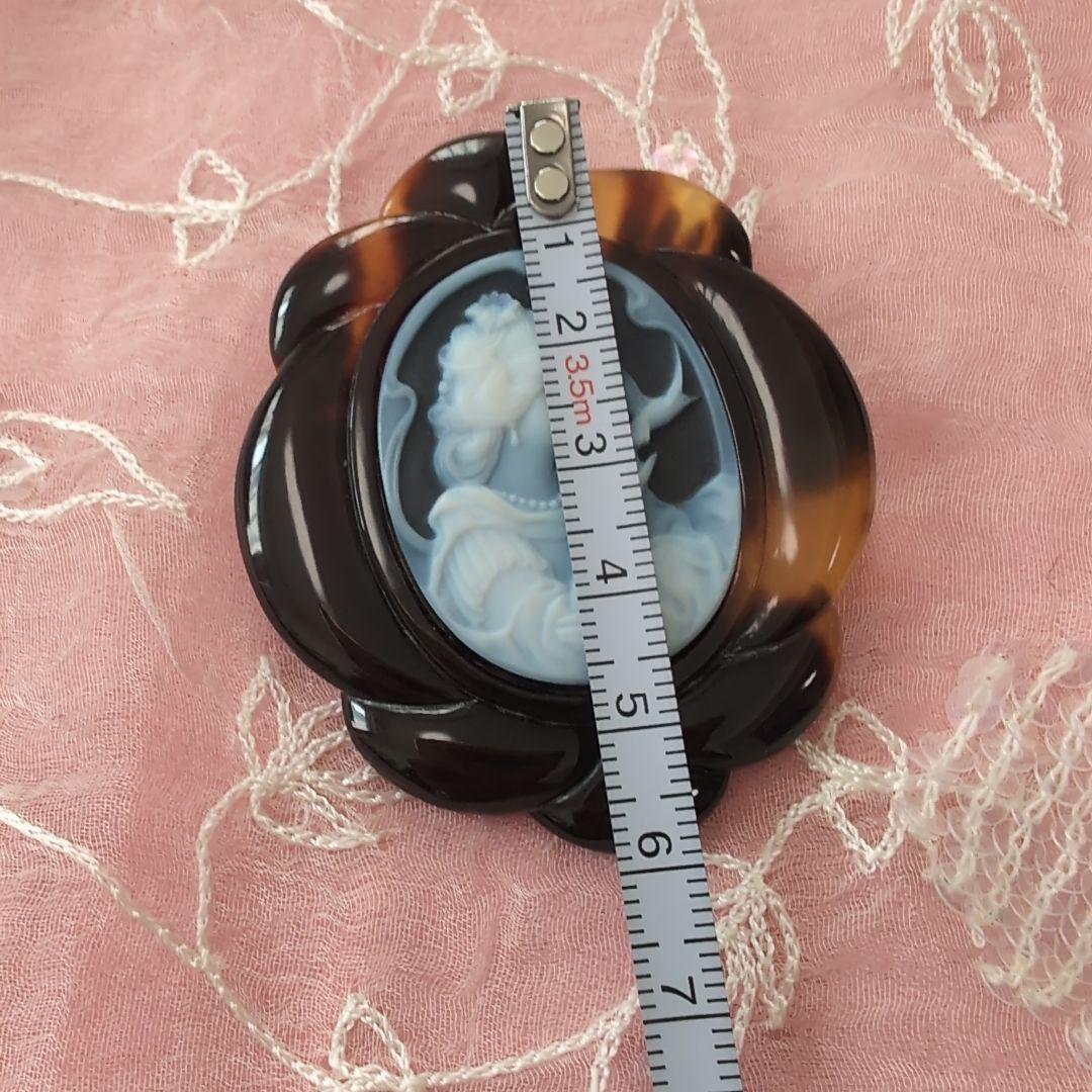本鼈甲ストーンカメオ 女性の横顔ブローチ