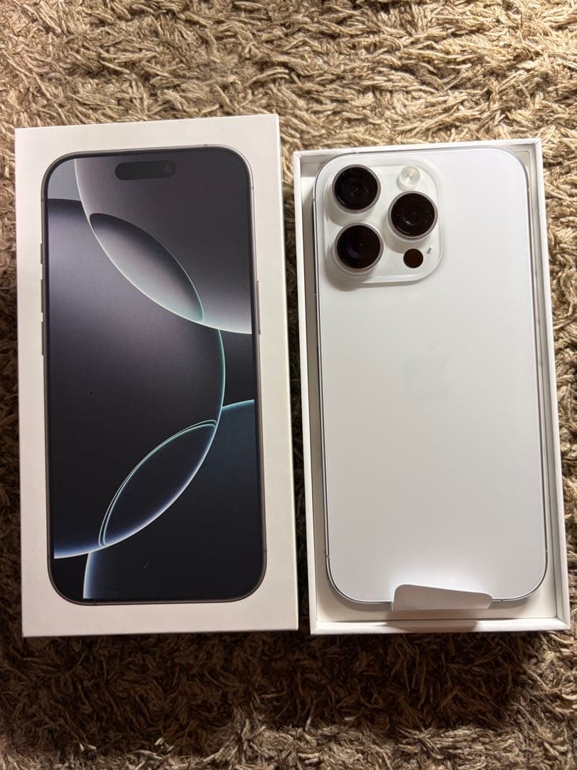 Apple iPhone 16 Pro ホワイト 本体　128G新品未使用