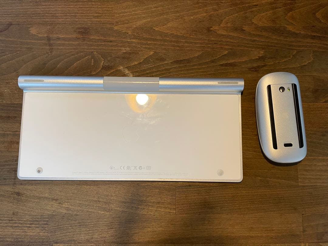 iMac ワイヤレスマウス　キーボード