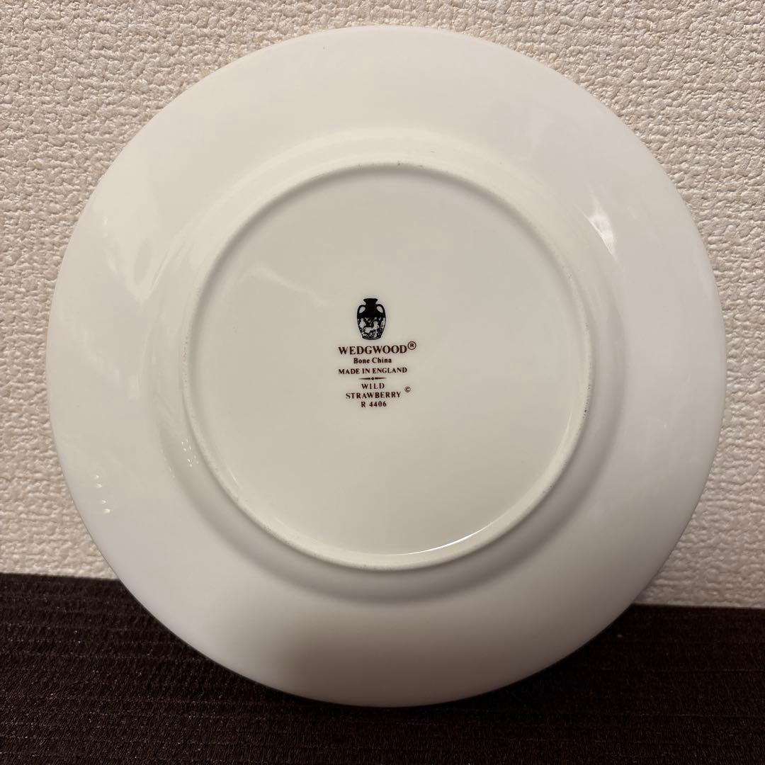 ウェッジウッド　ワイルドストロベリー　デザートプレート　17.5cm