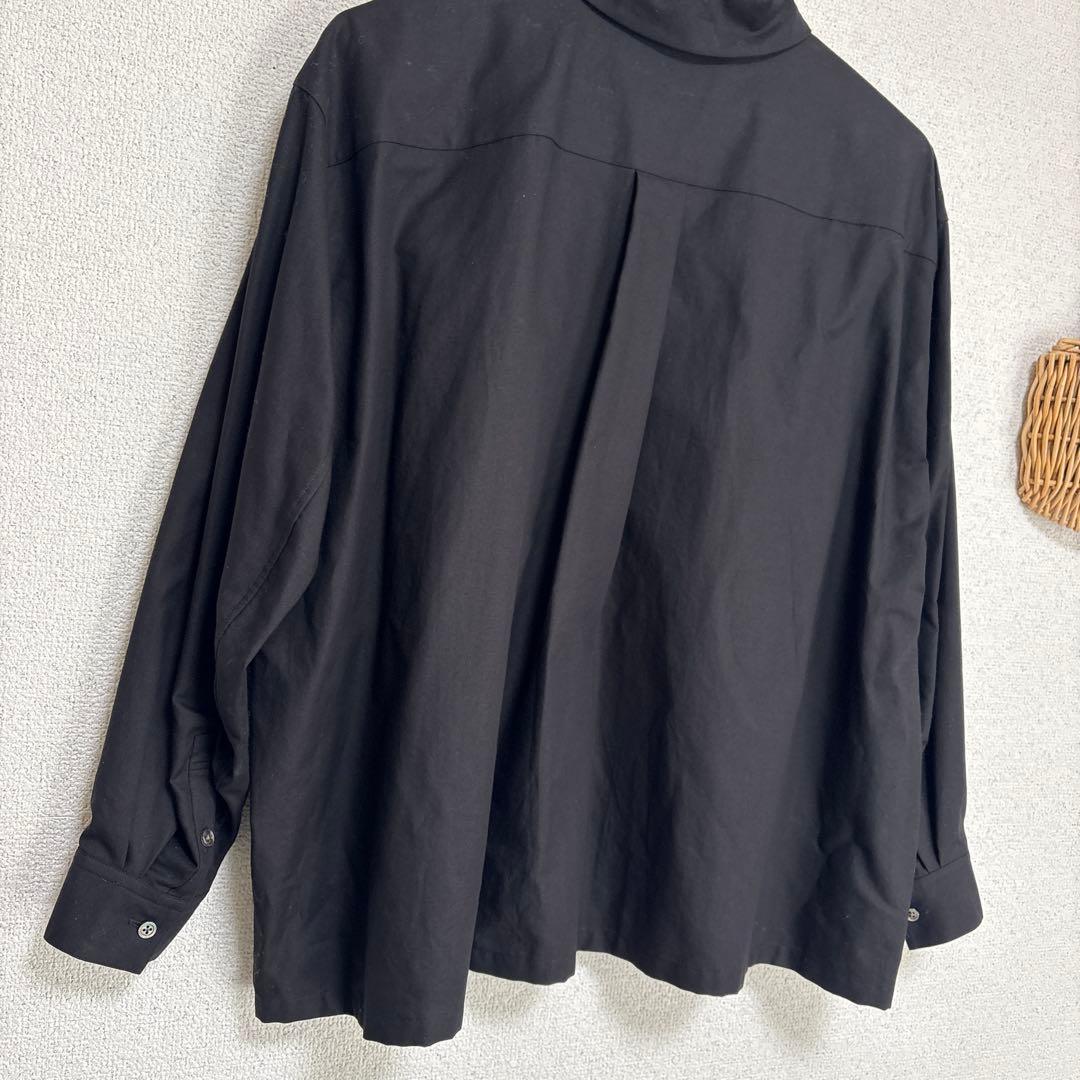 新品　ミナペルホネン ブラック ボタン付きシャツ