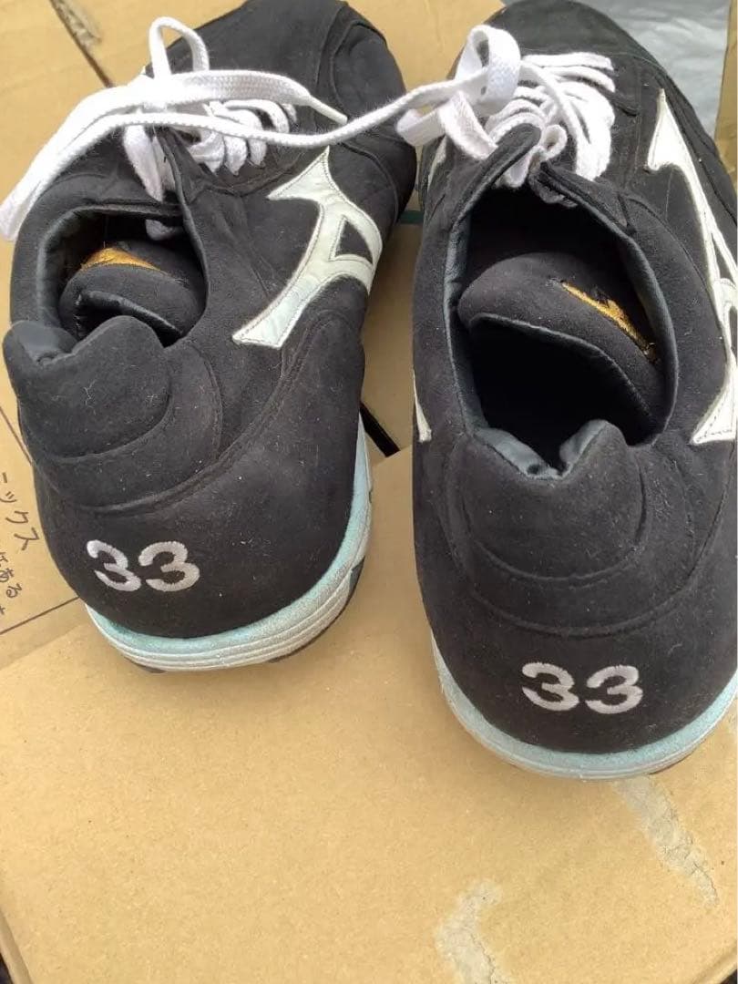 選手支給品 日ハム プロ支給 Mizuno スパイクシューズ 黒 33