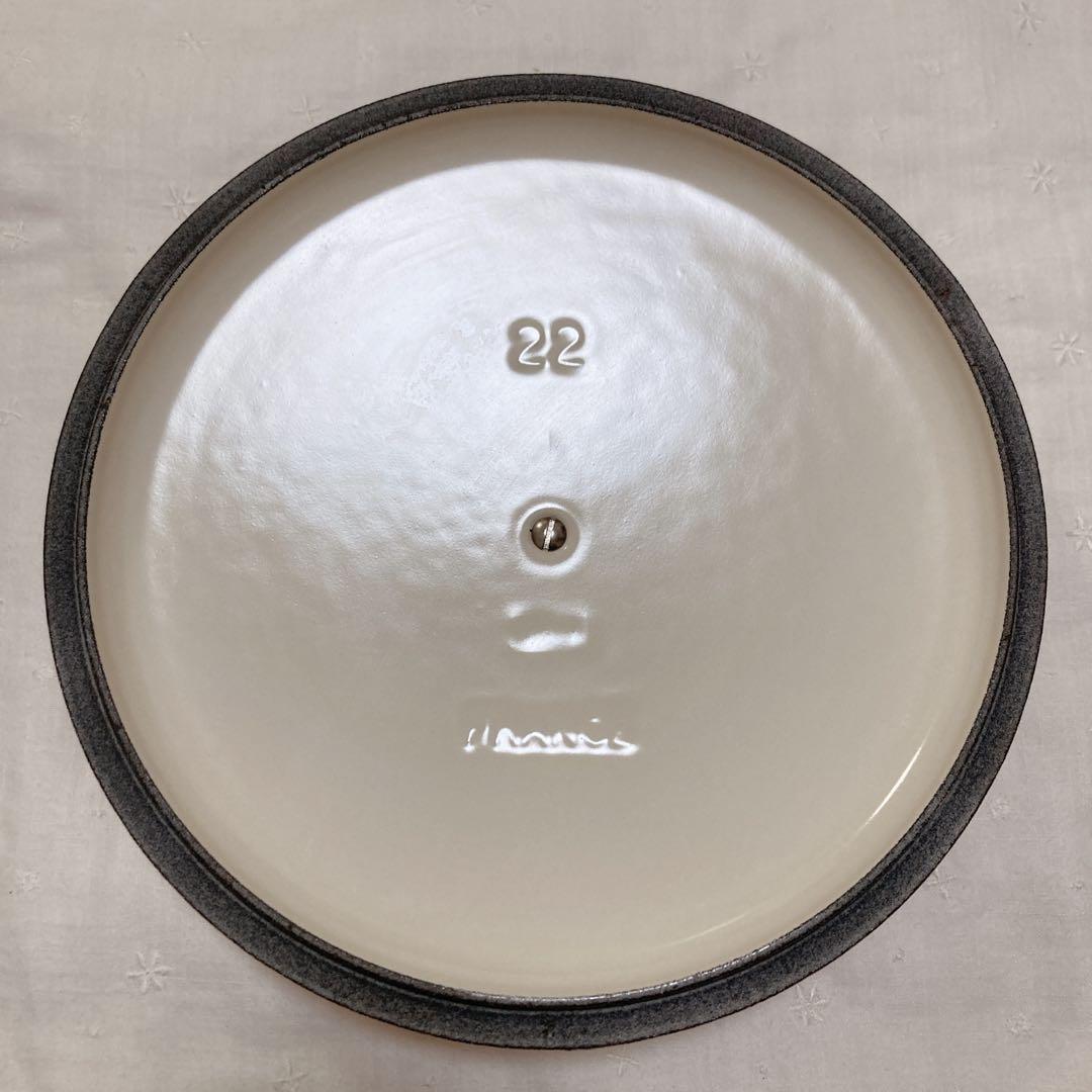 LE CREUSET ピンク 両手鍋　ココットロンド　丸型　22㎝