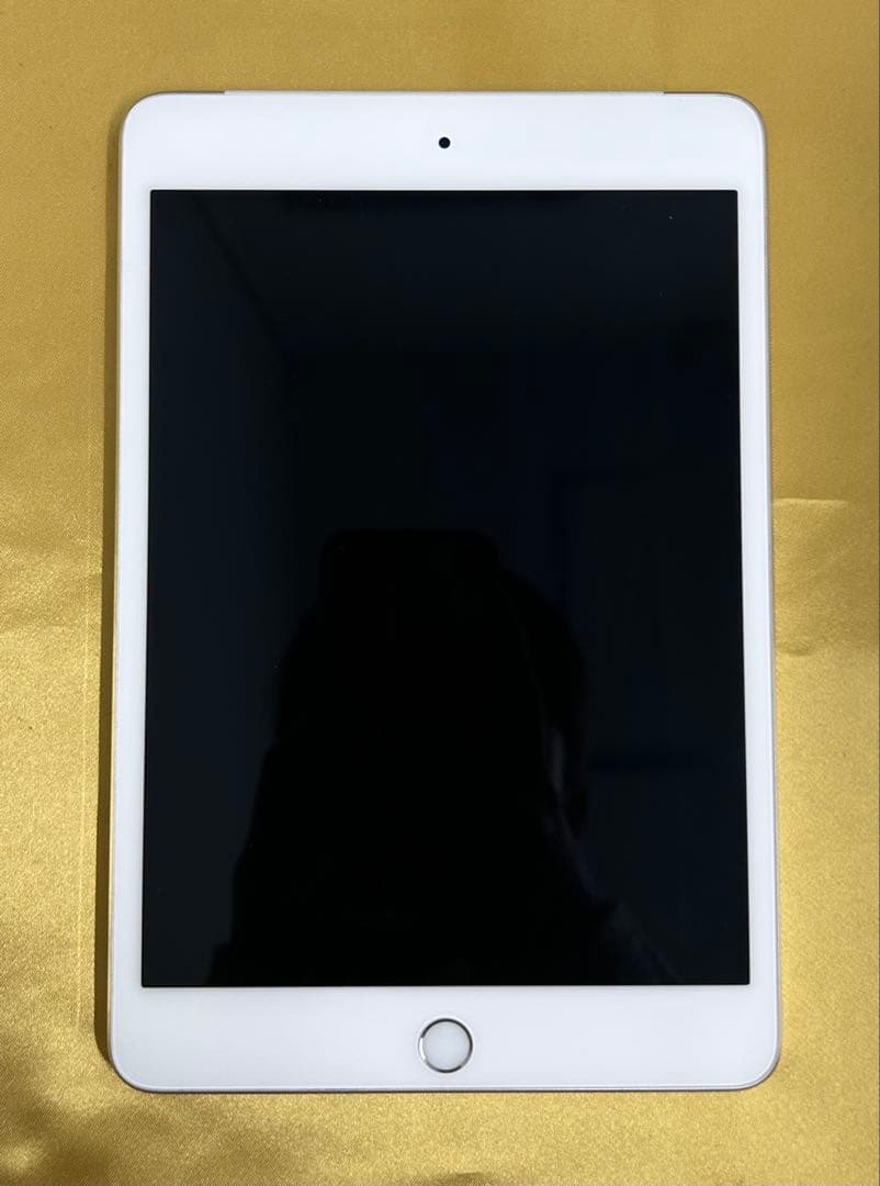 iPad mini 第4世代　128GB Wi-Fi + Cellular