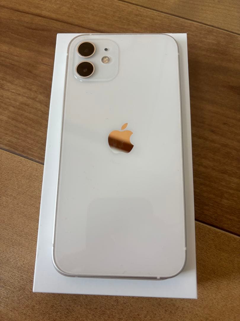 Apple iPhone 12 ホワイト 本体　128G