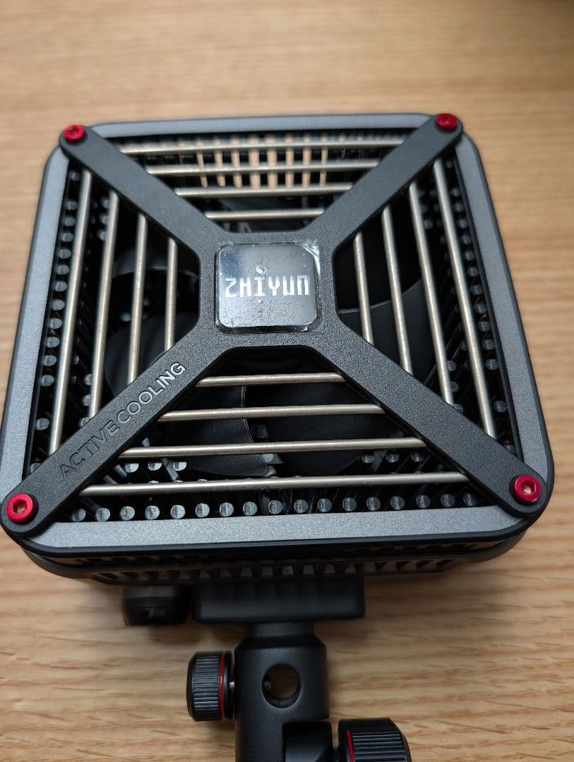 美品 ZHIYUN MOLUS G200 200W ビデオライト