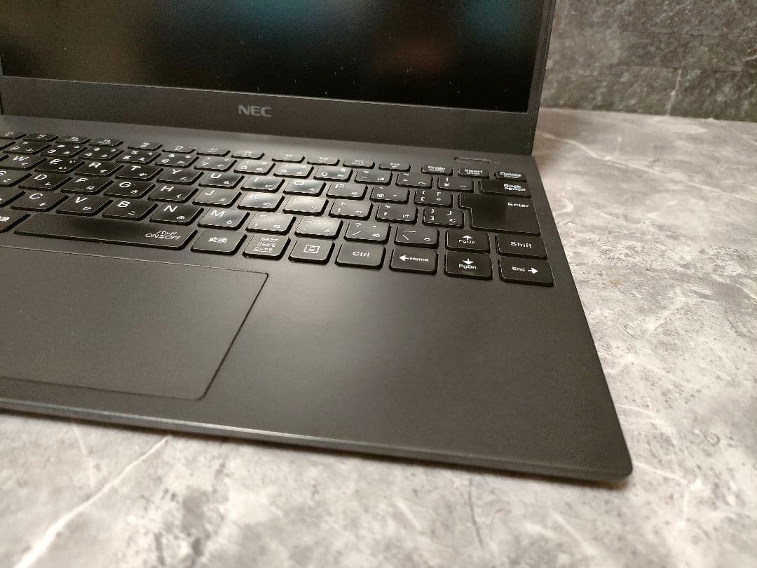 NEC corei5 第10世代 新品SSD256GB バッテリー良好