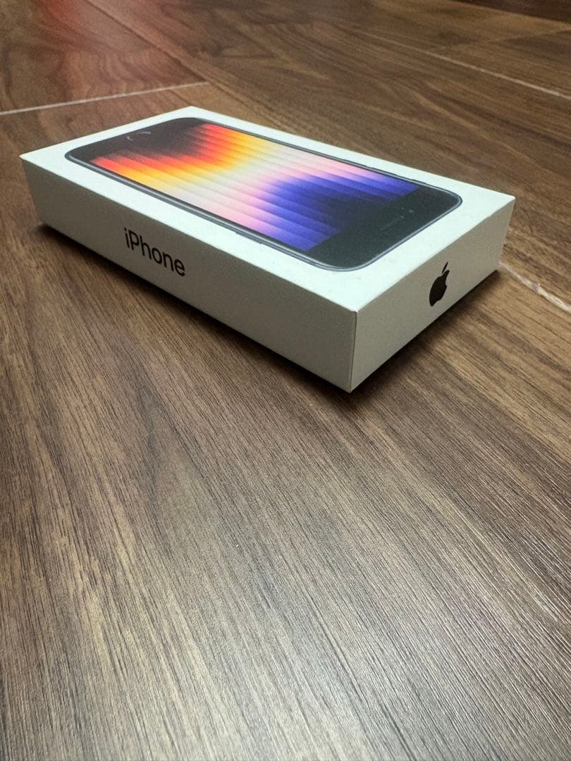 iPhoneSE 第3世代　128GB 箱有り　ジャンク品(ホームボタン×)