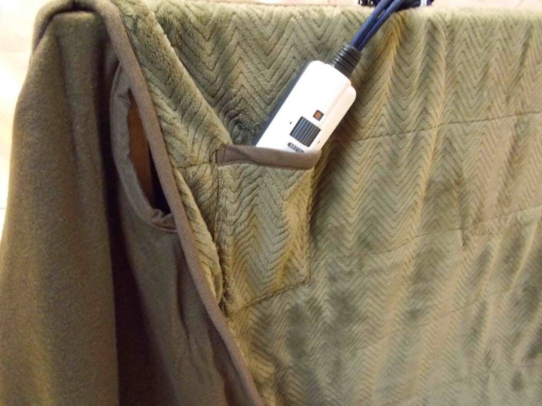 ダイニングこたつ布団80用　正方形　 220×220cm　ヘリンボーン　カーキ