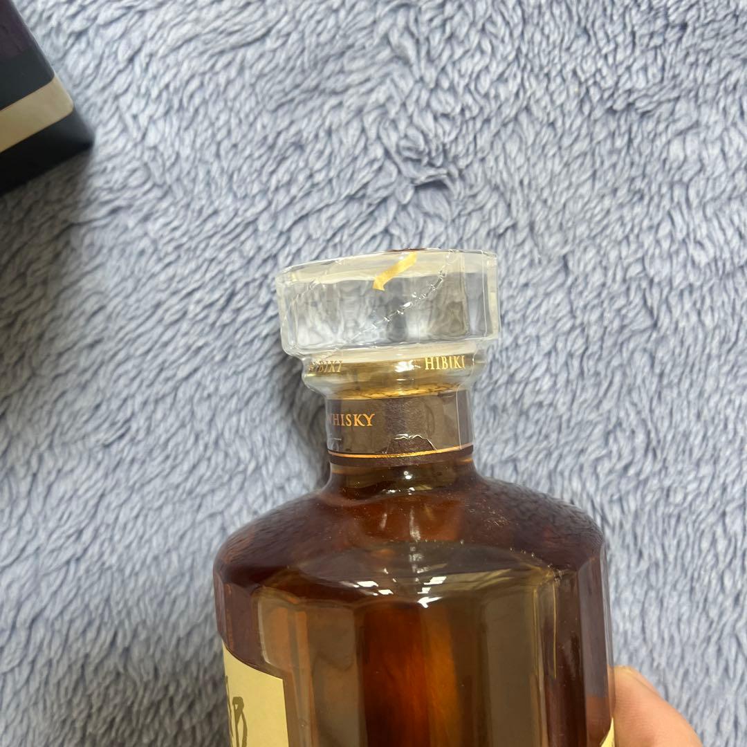 サントリー 響 12年 500ml　箱付　未開栓品　1本