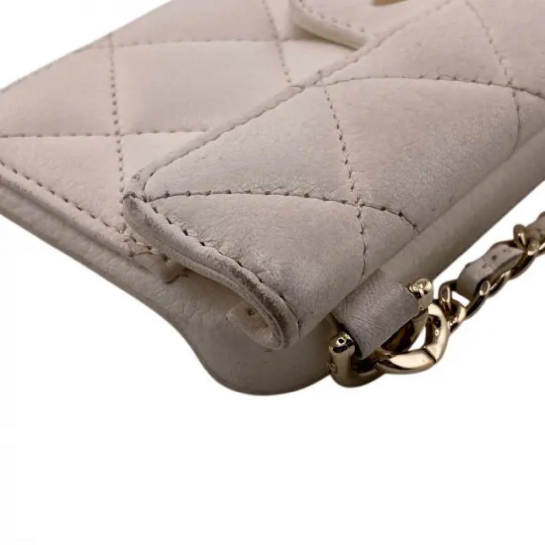 シャネル ラムスキン ココマーク マトラッセ チェーン iPhone14pro