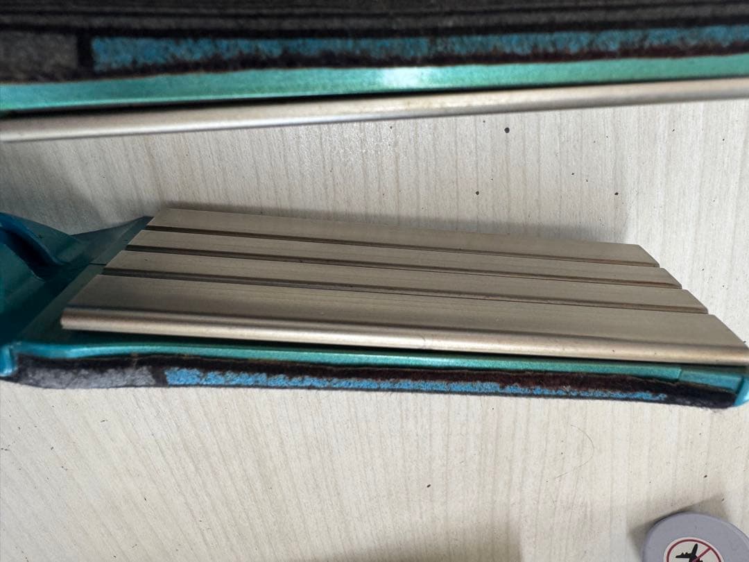 アドスト　ワイド　ストレートヘアアイロン