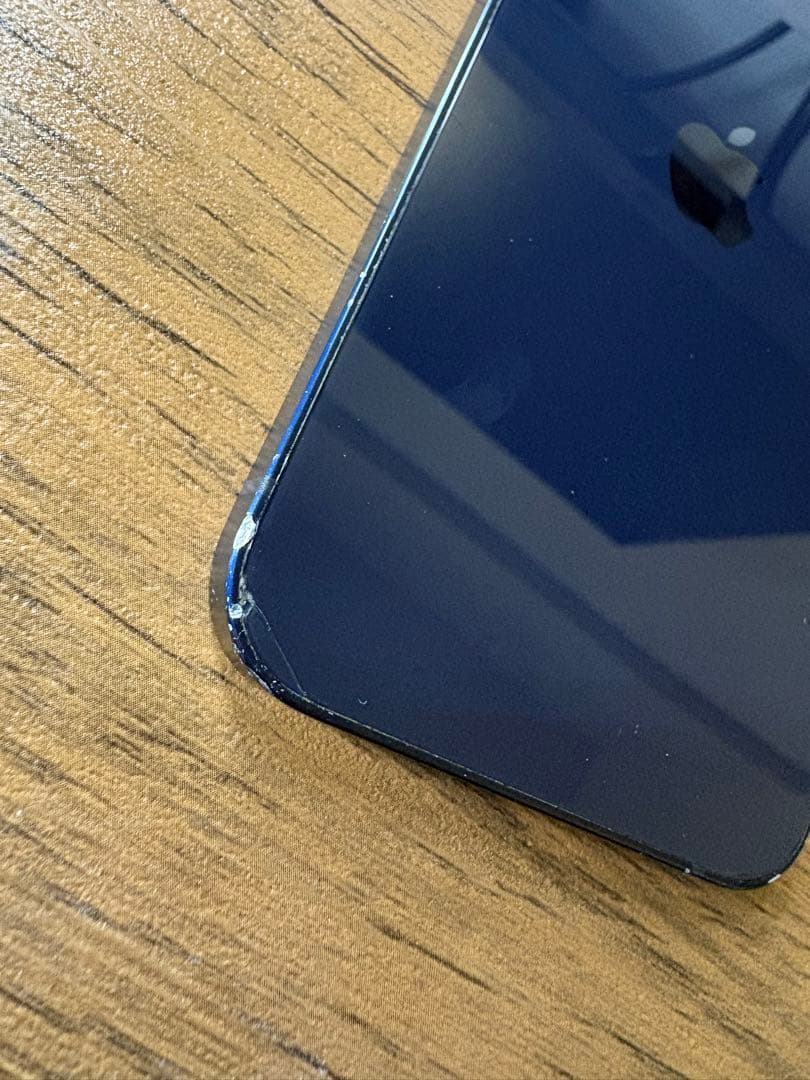 Apple iPhone 12 ブラック 本体 画面ひびあり