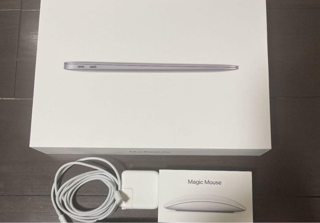 Apple Mac book air m1（早い者勝ち）