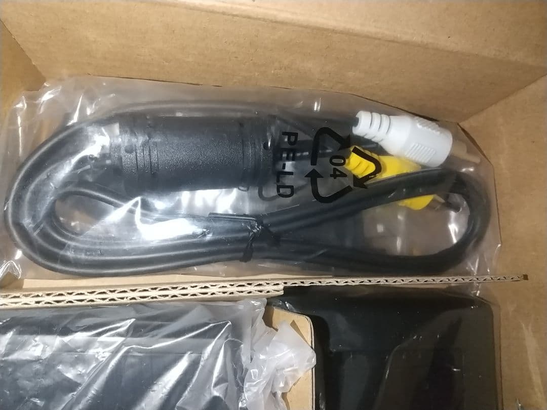 ① 富士フイルム FINEPIX F300 EXR 1台