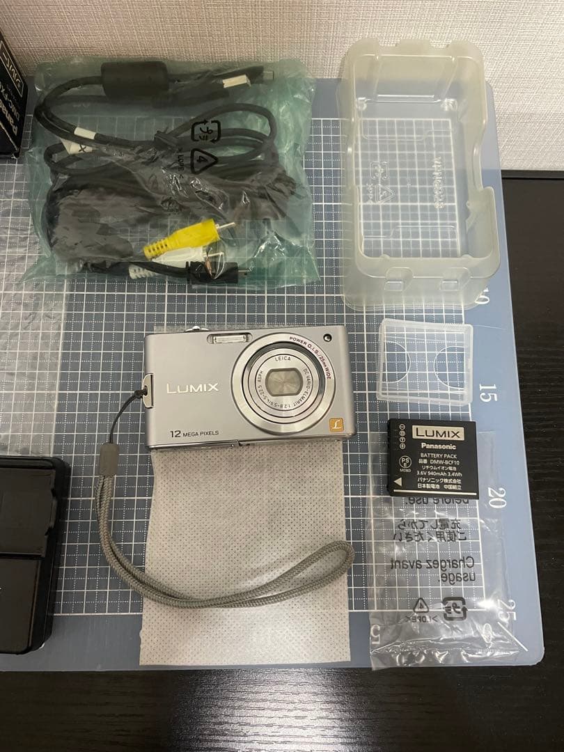 デジタルカメラ Panasonic LUMIX DMC-FX60