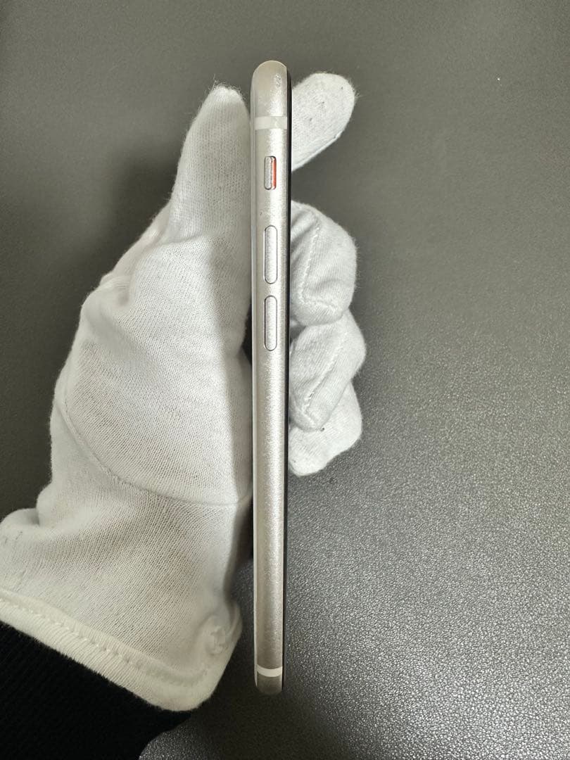 iPhone SE3 第3世代 128GB SIMフリー バッテリー100%白