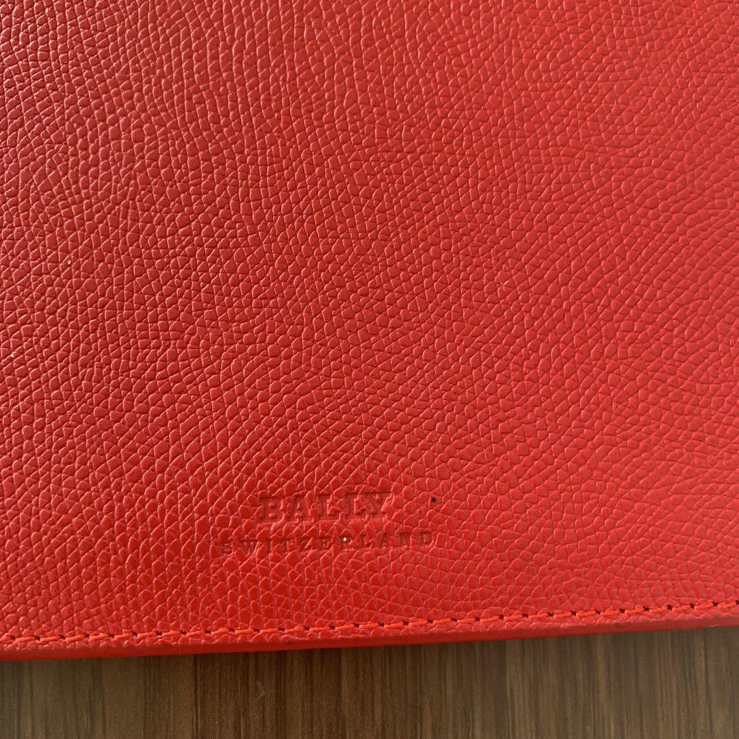 Bally 本革　iPad ケース　赤　9.7インチ用