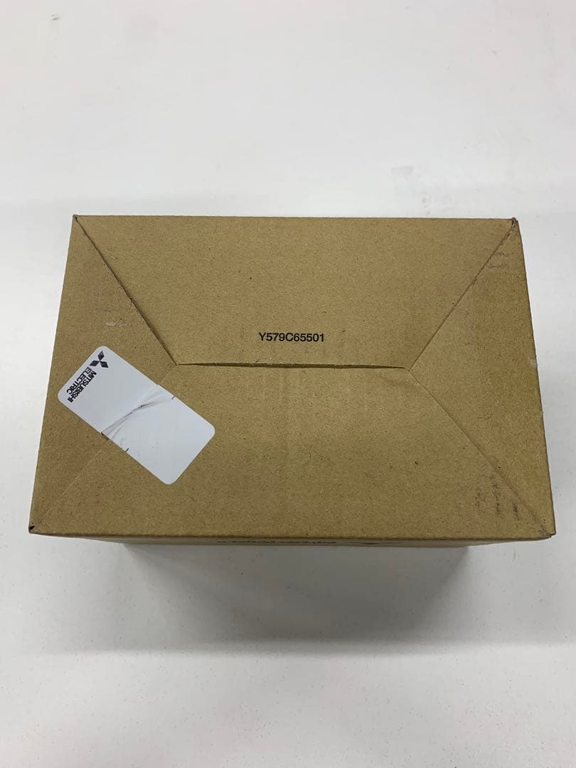 三菱電機　シーケンサー FX5U-32MR/ES