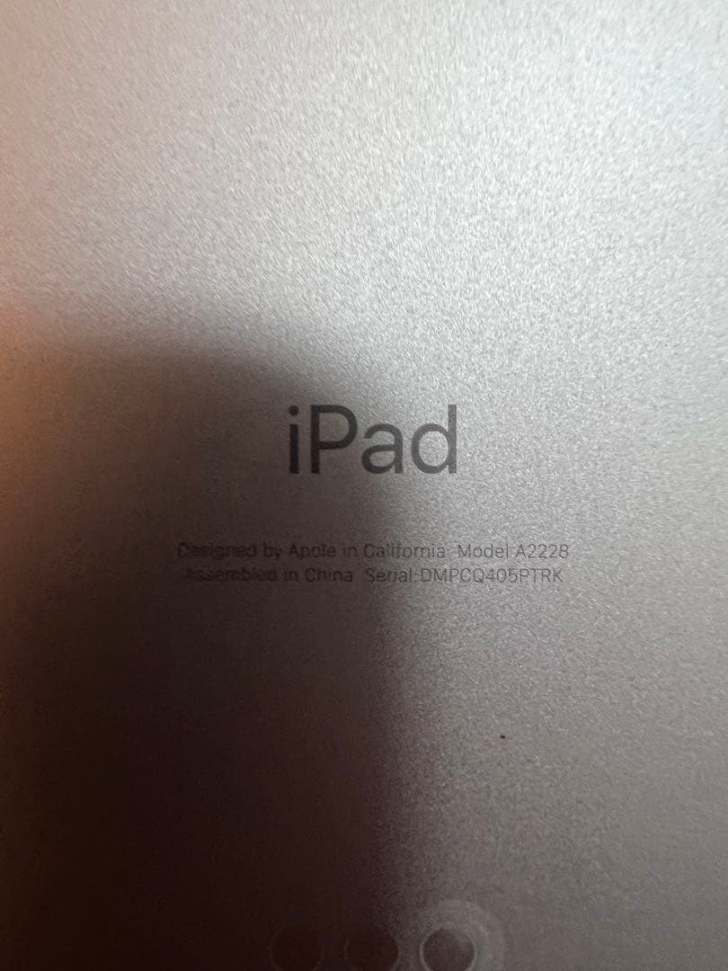 iPad Pro 11インチ（第2世代）（A2228）　ジャンク