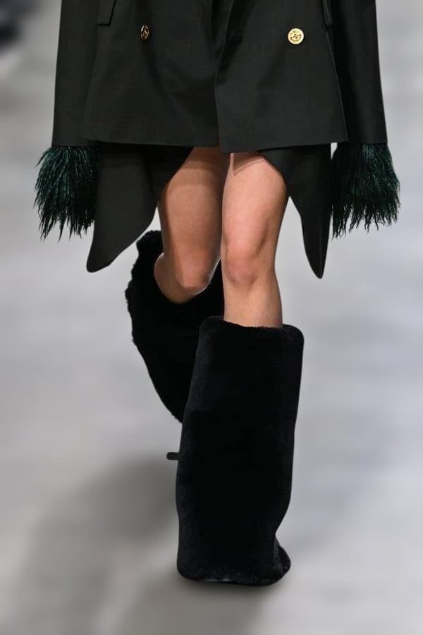 入手困難★sacaiサカイ★UGGアグThigh High Bootブーツ