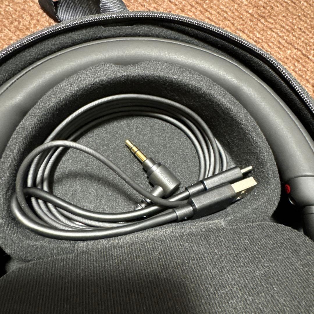 ソニーWH-1000XM5、ワイヤレスノイズキャンセリングヘッドホン