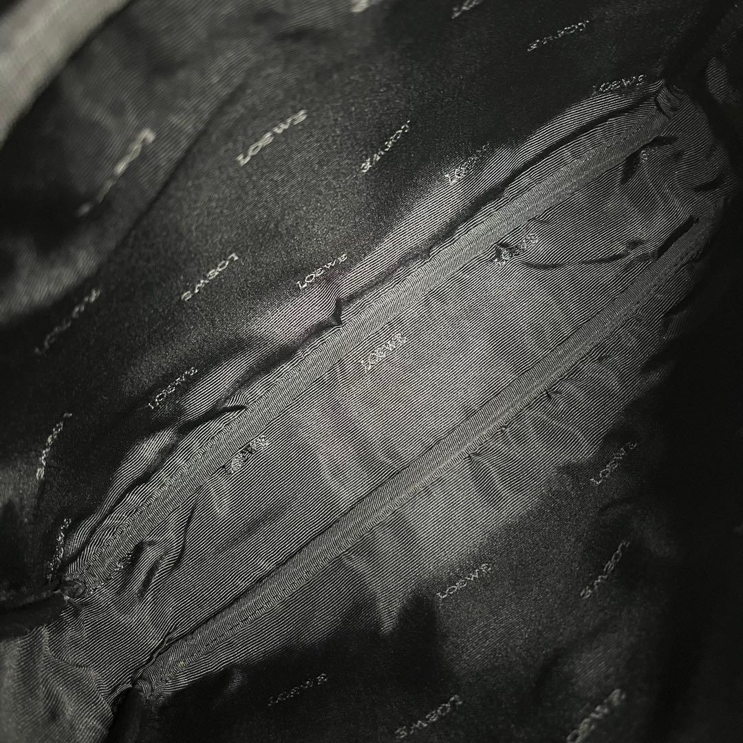 ✨極美品✨☘️LOEWE☘️✨ショルダーバッグ✨アナグラム✨ゴールド金具✨本革✨