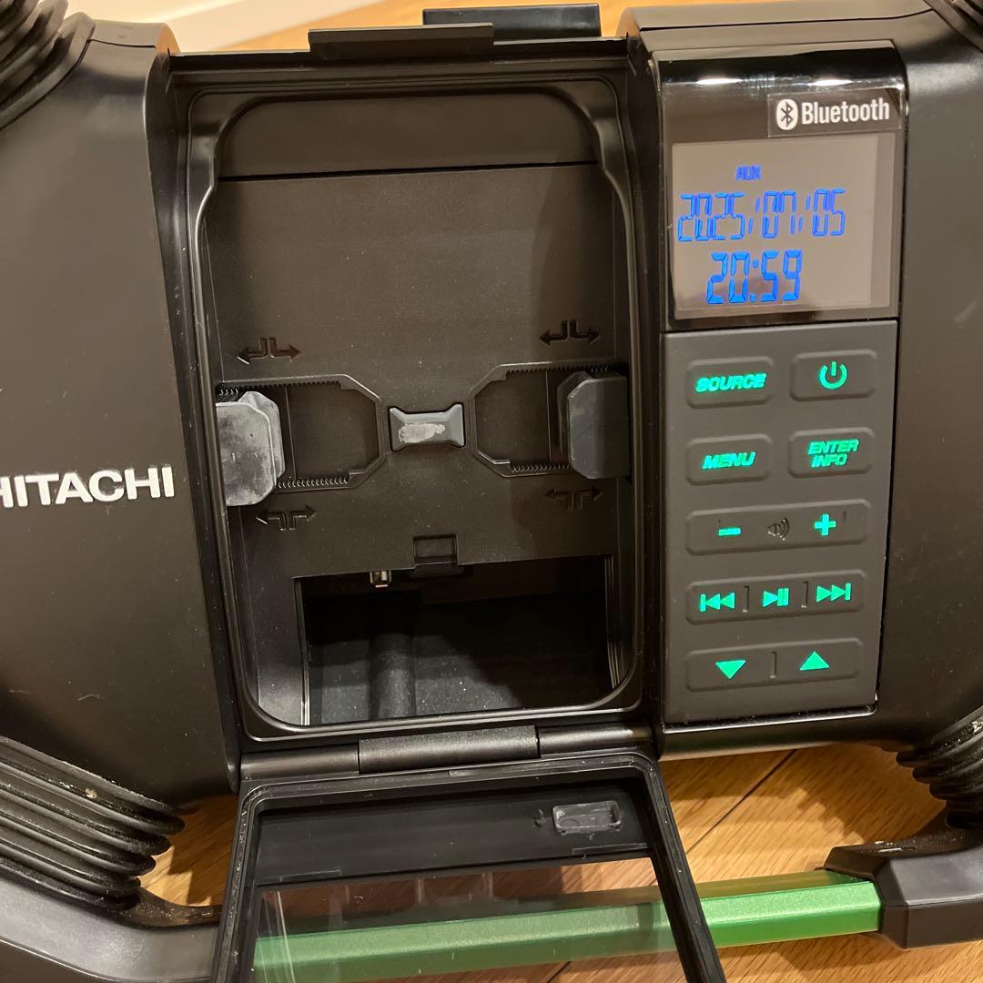 日立工機　コードレスラジオ　UR18DSDL 本体のみ