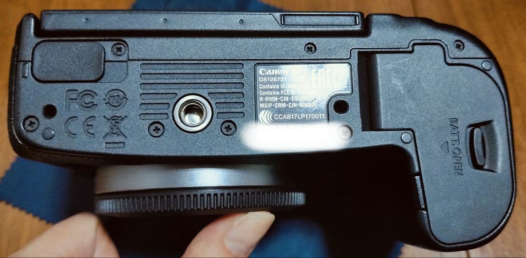 canon　EOS-R　ボディ　キャノン