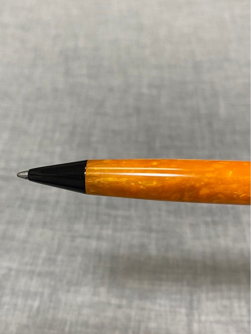 胡桃　ピナイダー ボールペン ラ・グランデ ベレッツァ ロックジャッロ