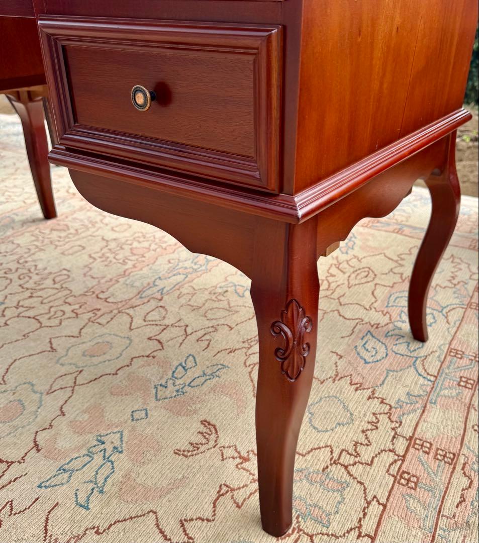 IDC大塚家具 KENT 両袖デスク 東海家具 西洋クラシック　書斎机