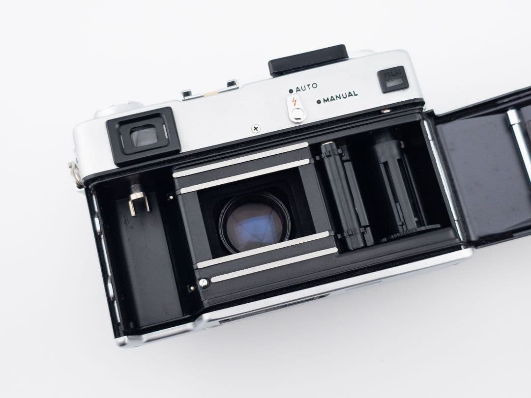 フィルムカメラ Minolta Hi-MATIC E