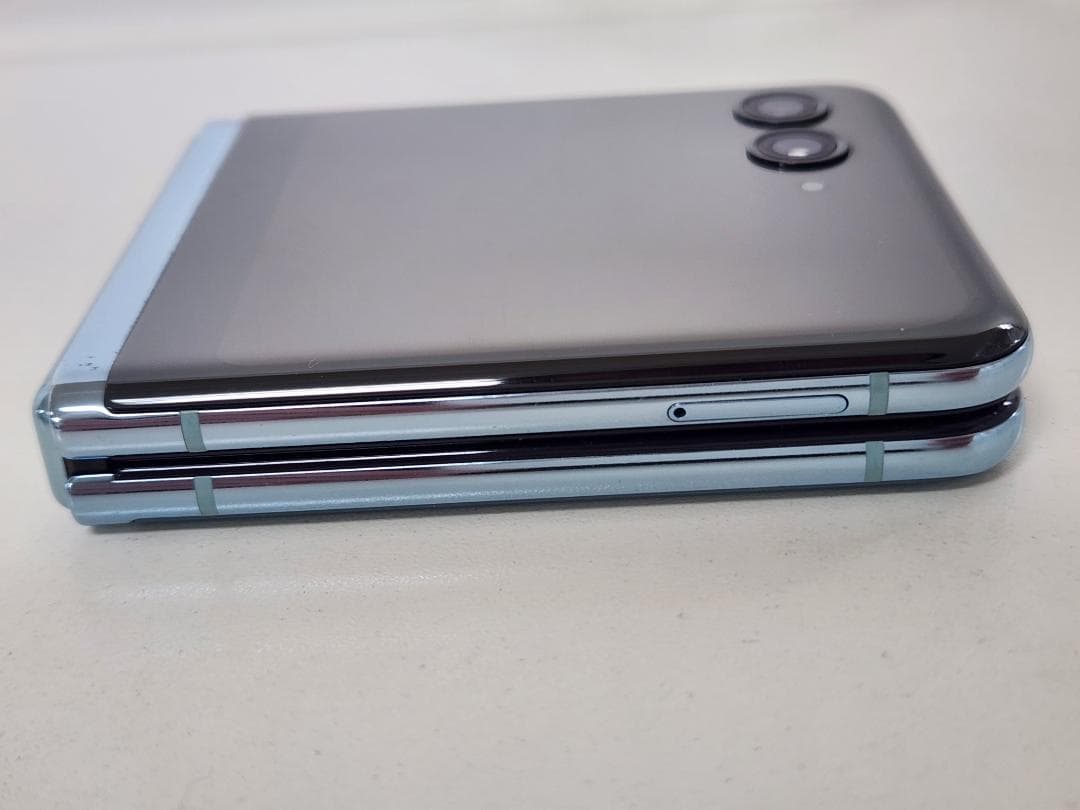 MOTOROLA razr40 ultra　SIMフリー　512GB