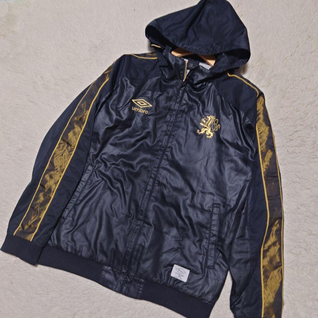 くり UMBRO アンブロ 中綿セットアップ ジャージ ブラック×ゴールド