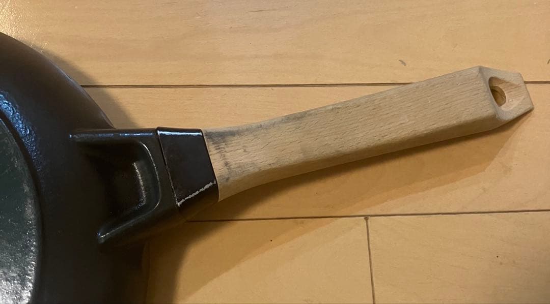 STAUB ストウブ ウッドハンドル フライパン 26 cm 40511-952